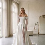 Off Shoulder Wedding Dress A Line Bridal Gown Long Sleeve Satin Lace Bride Dress