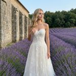 French Style Mermaid Wedding Dress Strapless Lace Bridal Gown Elegant Bride Dress Romantic Lace Wedding Gown